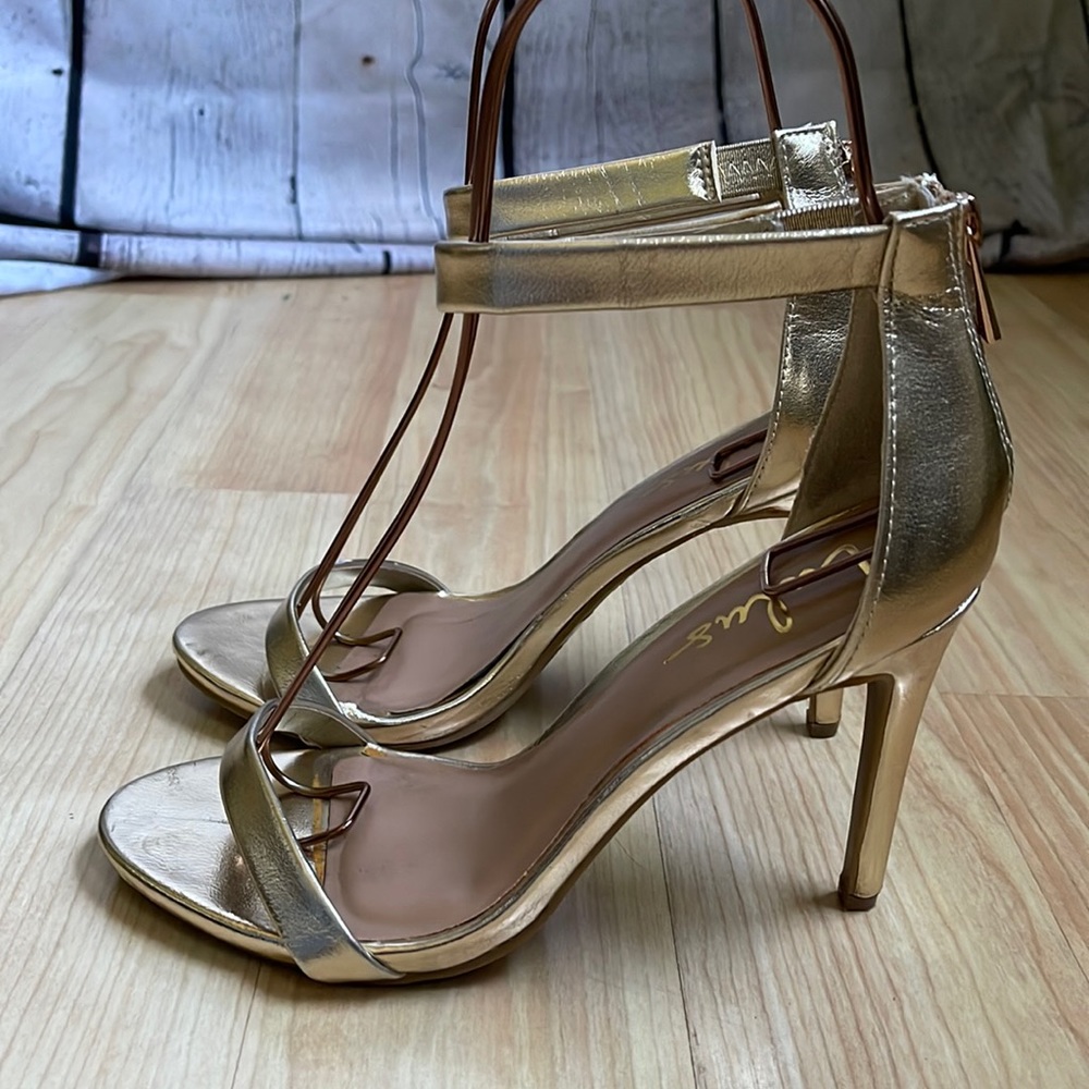 Lulu's Gold Back Zip High Heel Sandal Size 8